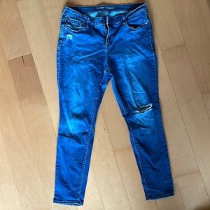Old Navy Rockstar Distressed Jeans
